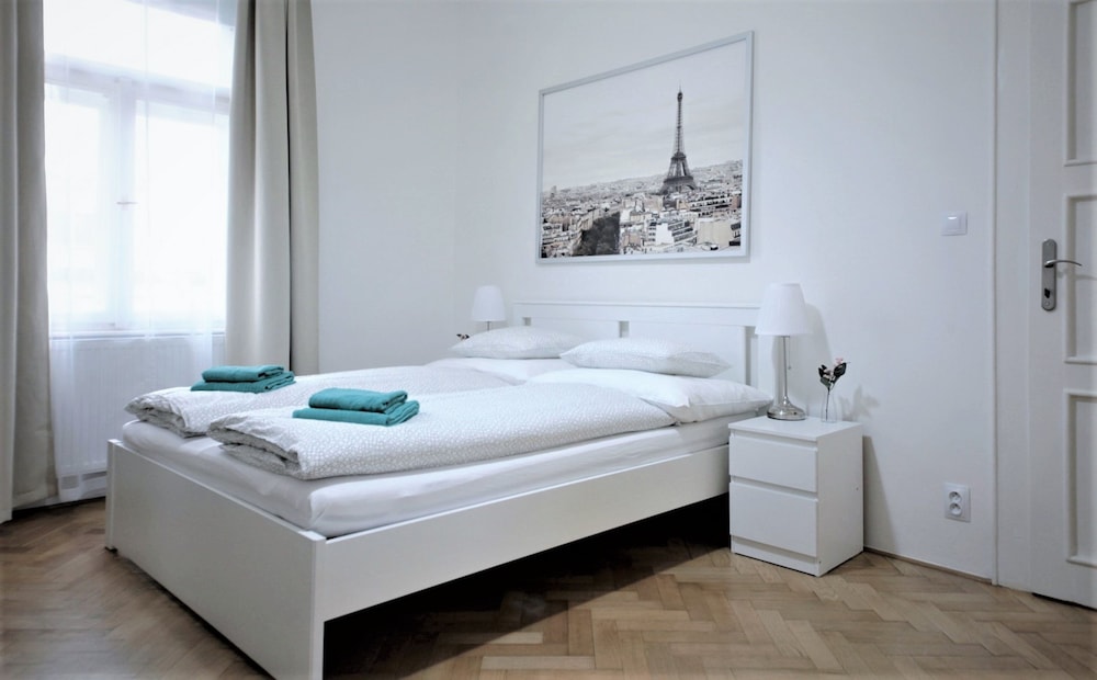 Angel City Apartments