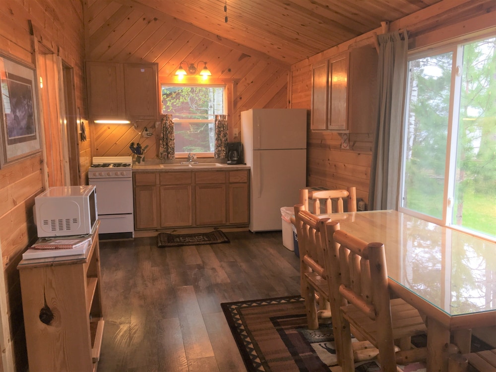 Moose Track Adventures Resort