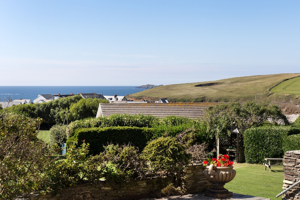 Well Parc Hotel