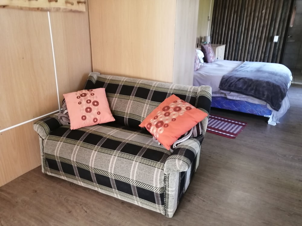 Ibis Place Guest House