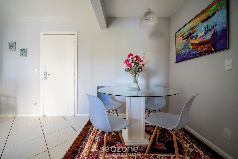 2BR apt 150m Beach Balneario Camboriu Esd143