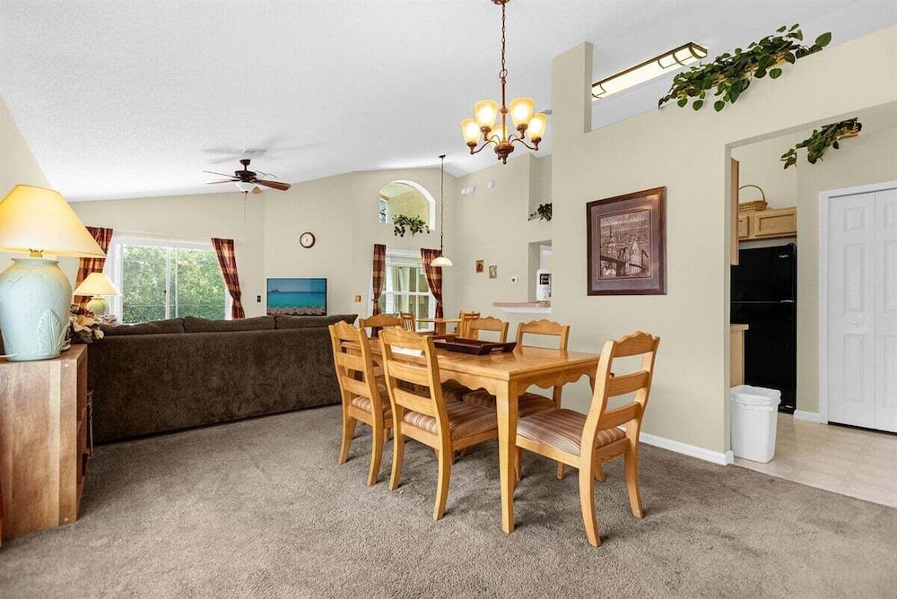Lake Berkley Villas Swanky