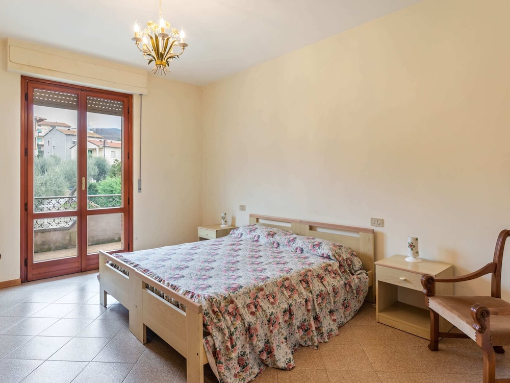 Apartment in Tuscany Near Lake Trasimeno view 3