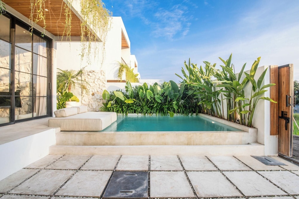 Modern 2BR Villas 5-min Walk to Canggu Beach
