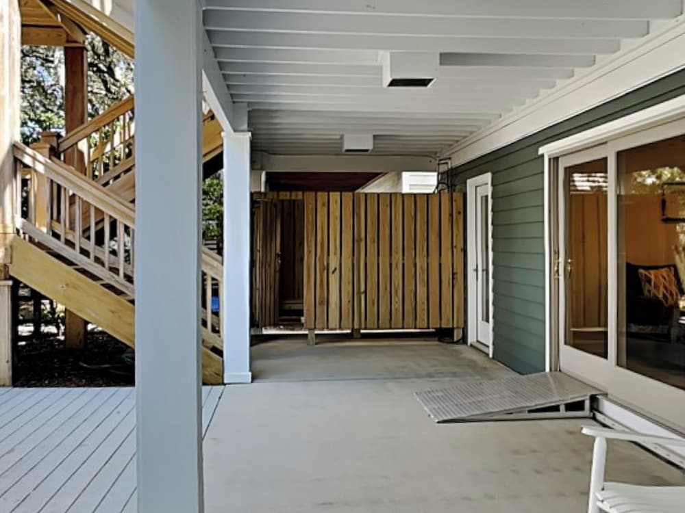 Shady Beaches by Topsail Realty