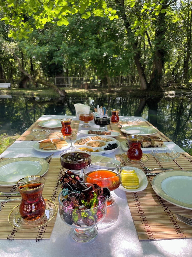 Chukhur Gabala Museum Hotel