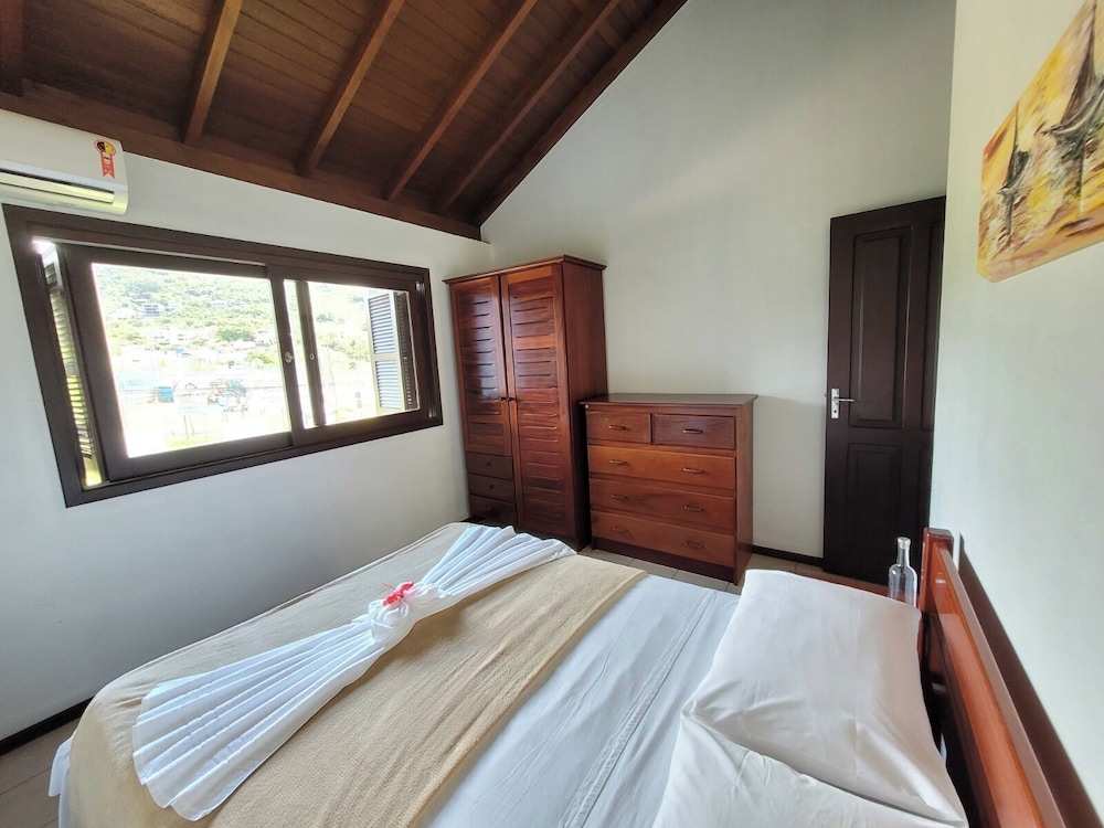 Casa Morrinhos 01