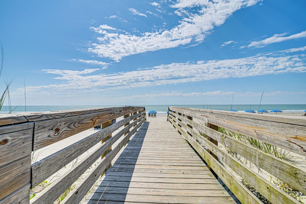 Walk to Surfside Beach: Home w/ Pool Access