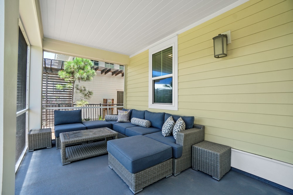 Prominence on 30A by Panhandle Getaways