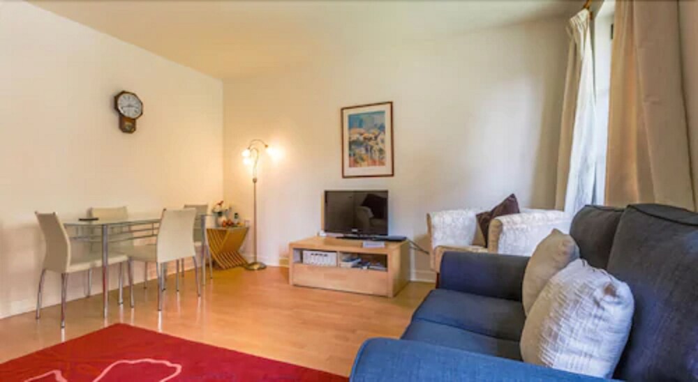 London Tower Bridge Apartments