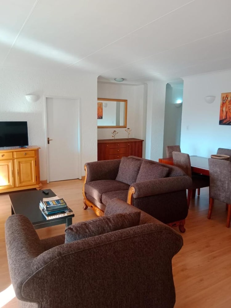 Room in Guest Room - A Home Away From Home!