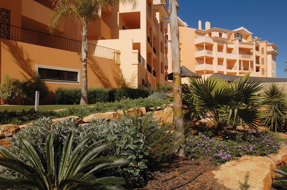 Hotel Estrela da Luz - Image 1