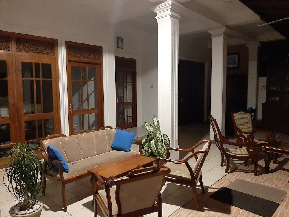 Surf Villa