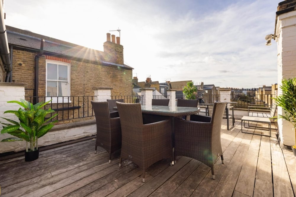 The London Crib - Relaxing 1bdr Flat With Terrace