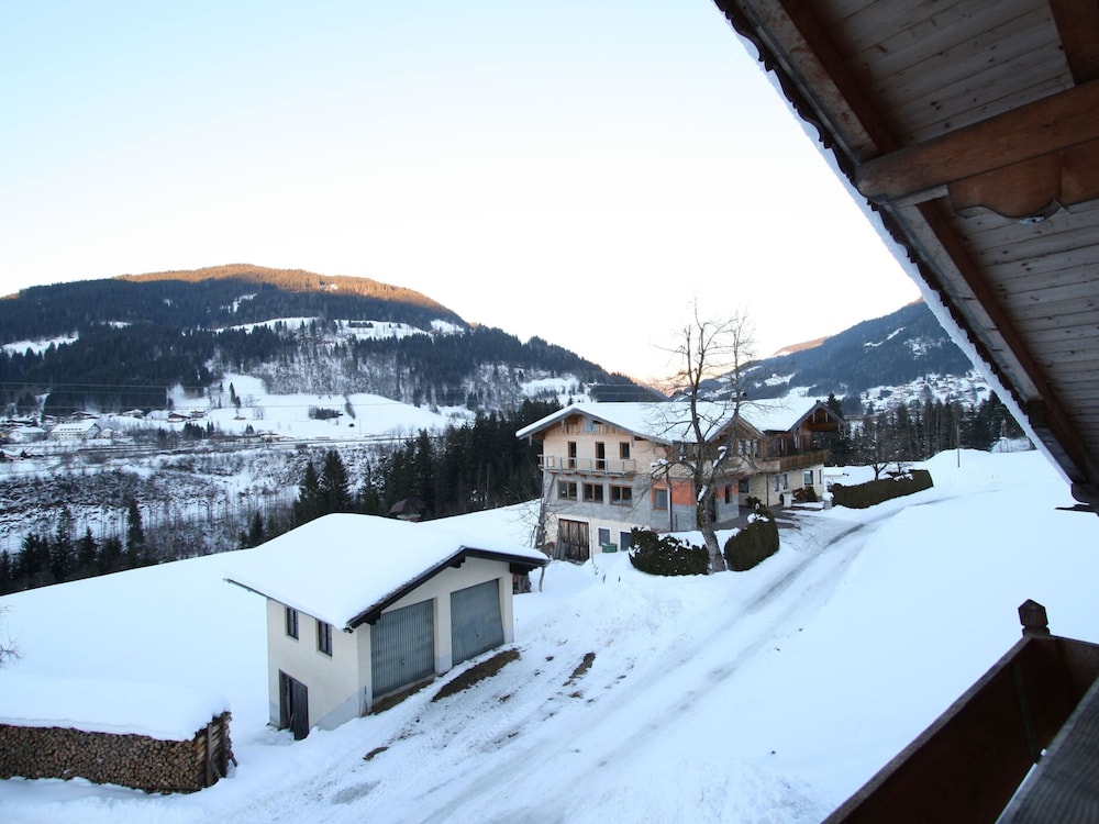 Mansion in Eben Near Ski Salzburger Sportwelt