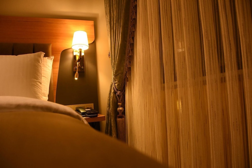 Ak Life Otel & Suit - Image 19