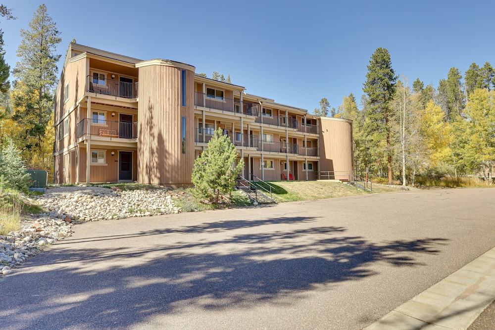 Updated Winter Park Condo w/ Indoor Heated Pool!