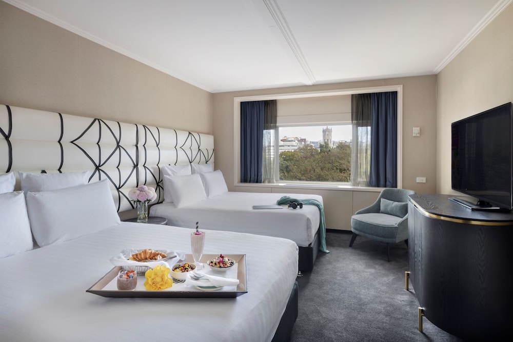 Pullman Auckland Hotel & Apartments 10