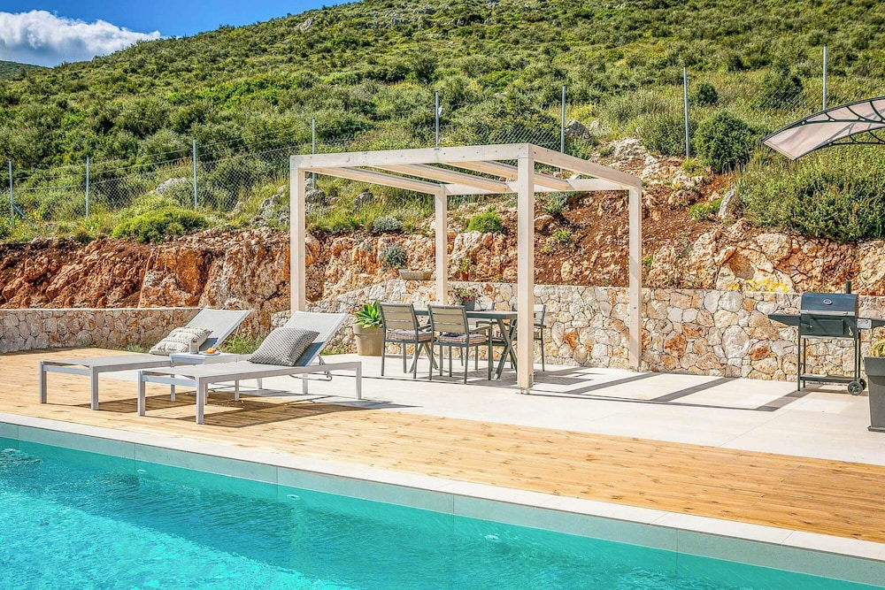 Villa Iliotropos