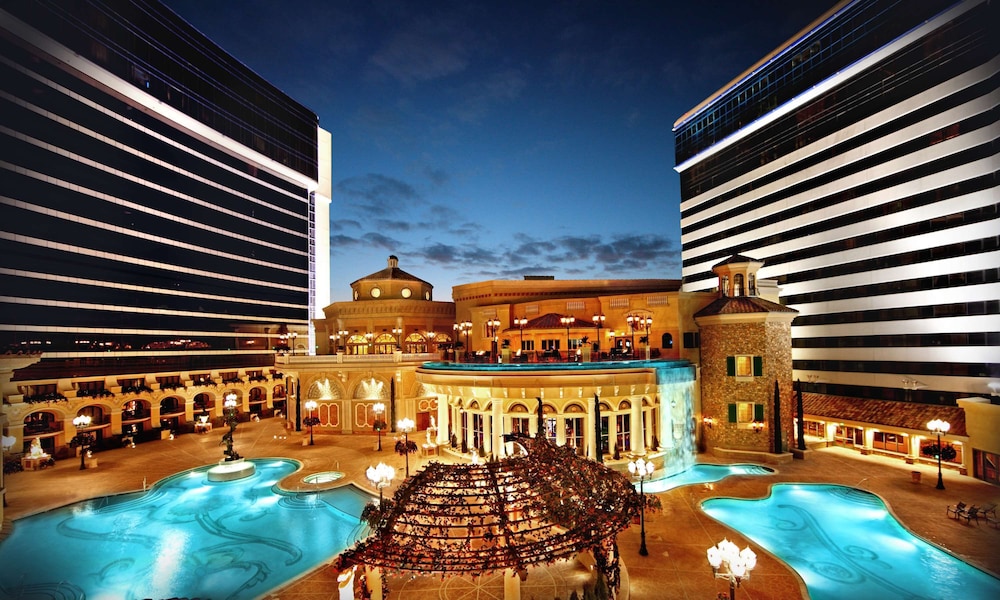 Orlando Vacations - Peppermill Resort Spa Casino - Property Image 7