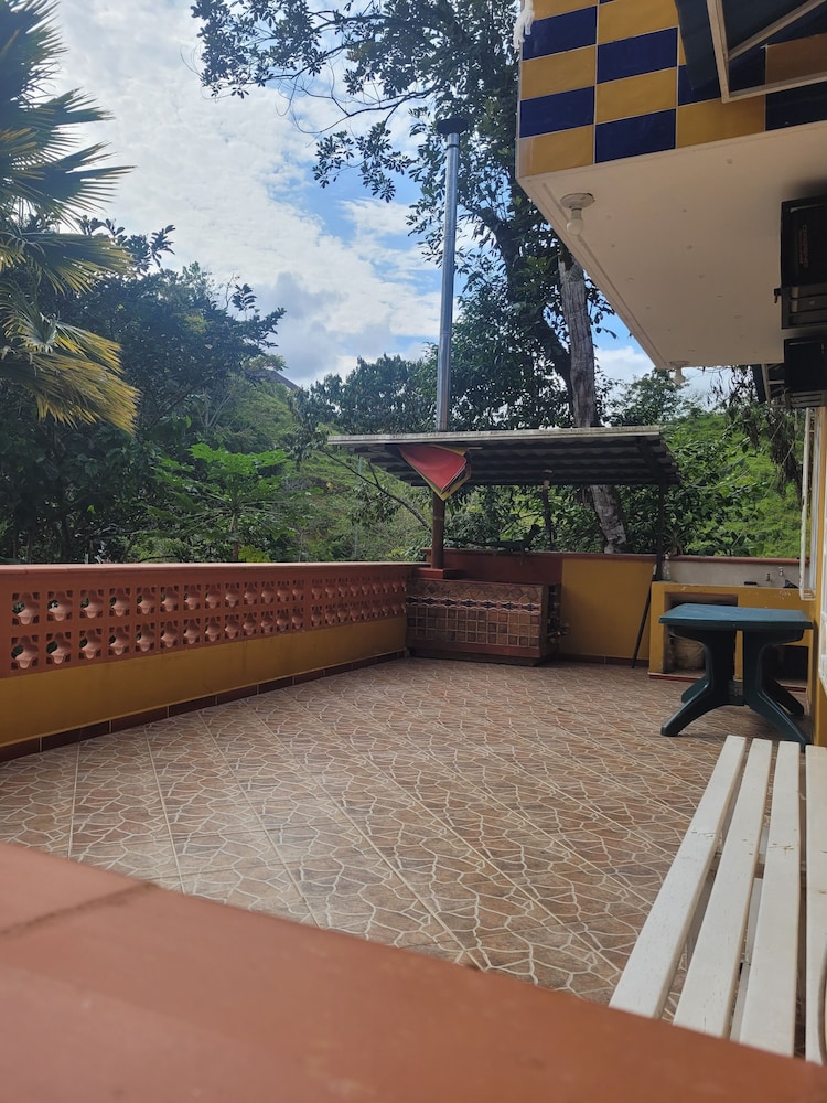 Hospedatensanrafael