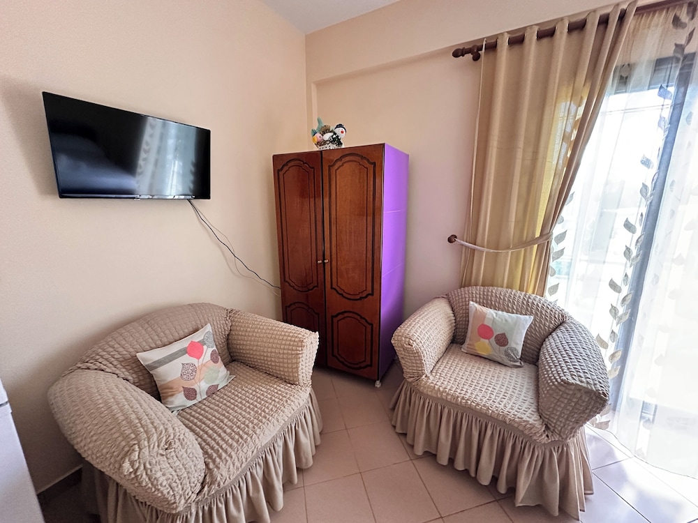 Apartments Meleqi