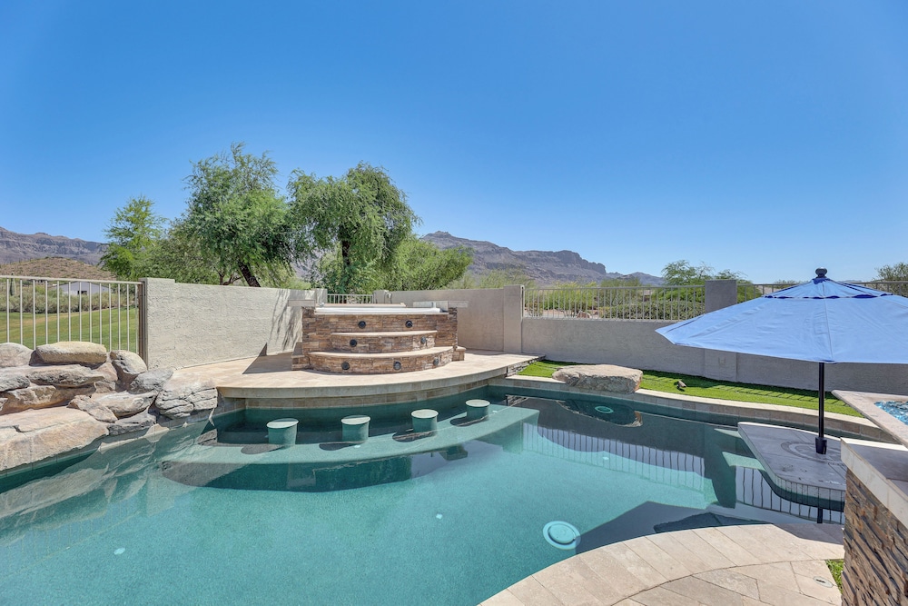 Breathtaking Family Retreat in Elite Gold Canyon!