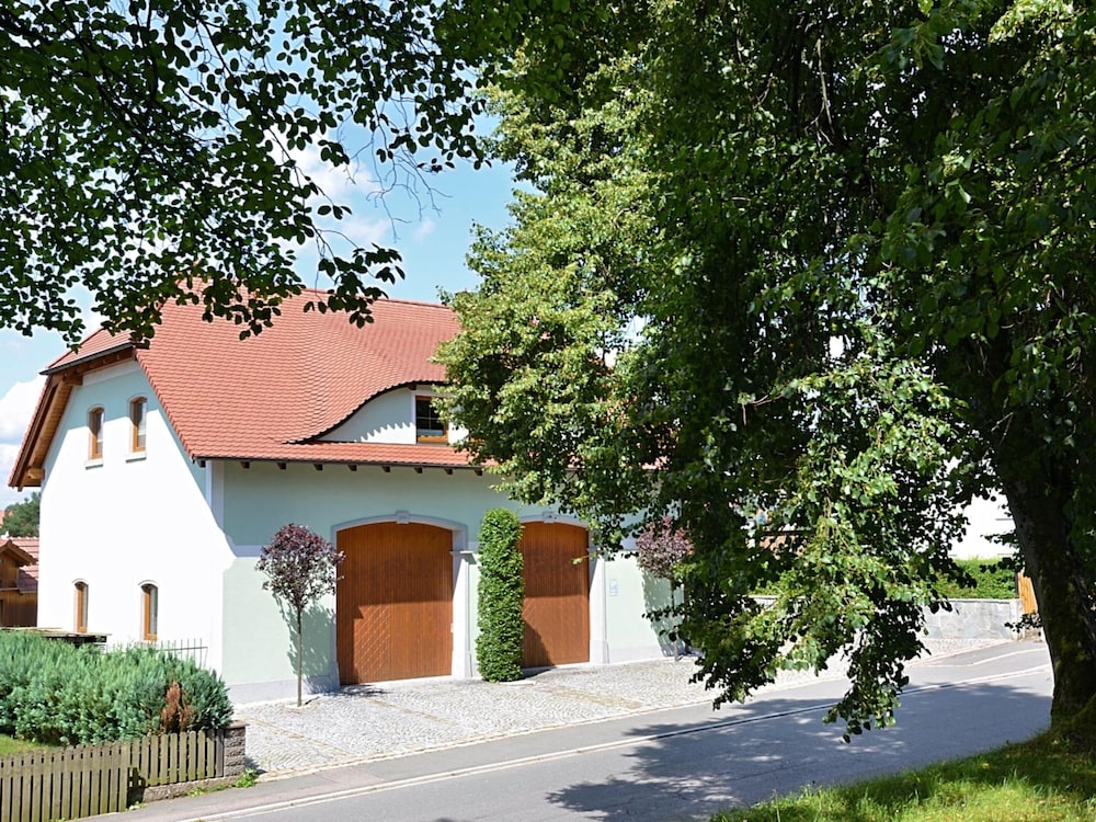 Apartment in Bavaria Near Forest Trails