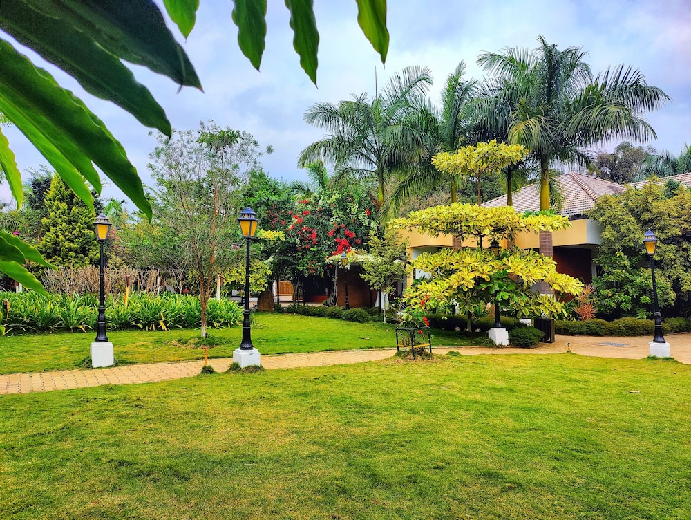 THE YELLOW BAMBOO RESORT AND SPA