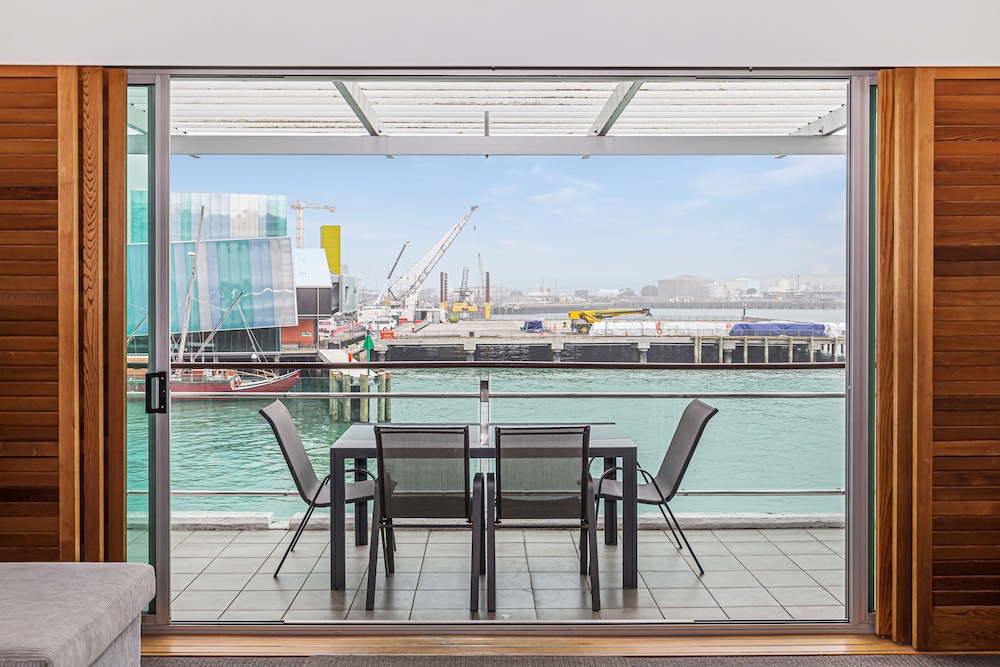 Princes Wharf Luxury - Fabulous Views