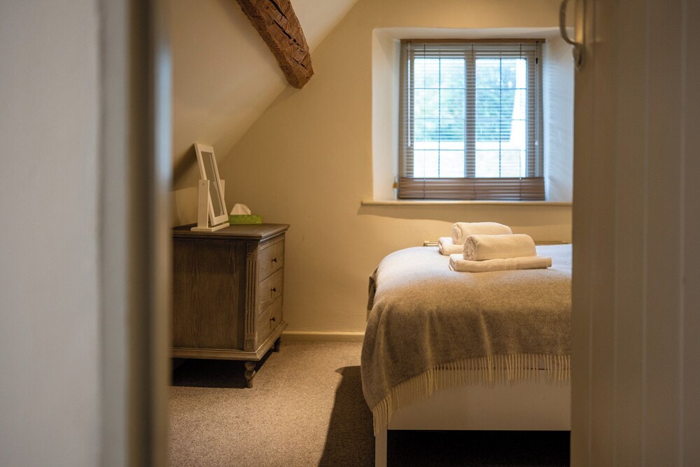 Beautiful Cottage in the Cotswolds