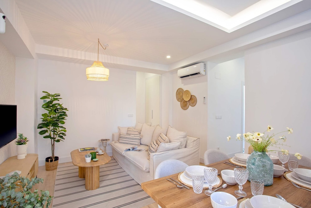 Genteel Home Teatro Soho