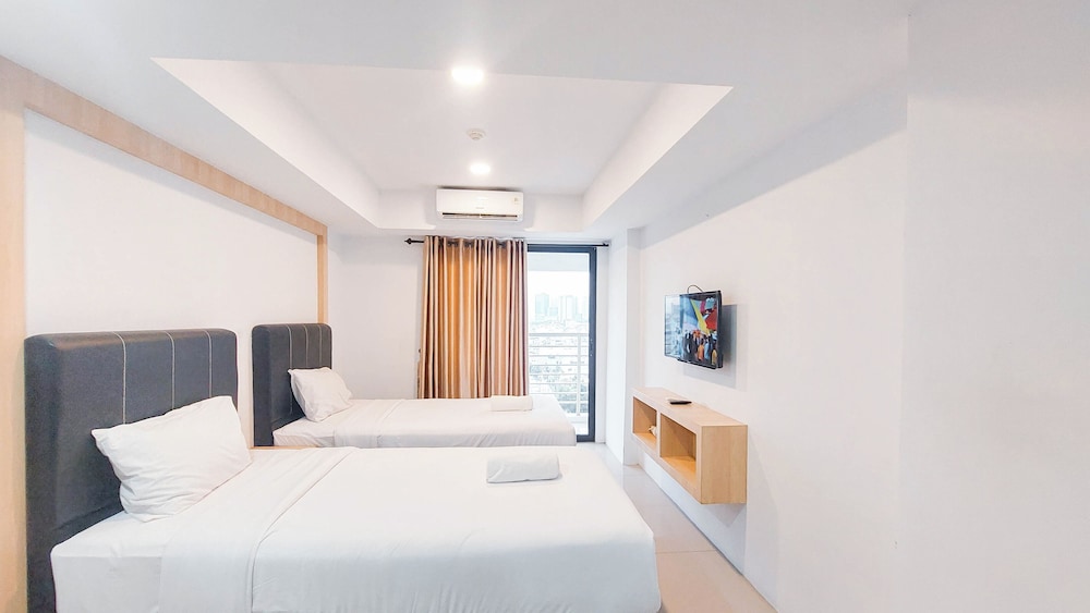 Best Deal Studio Apartment At De Prima