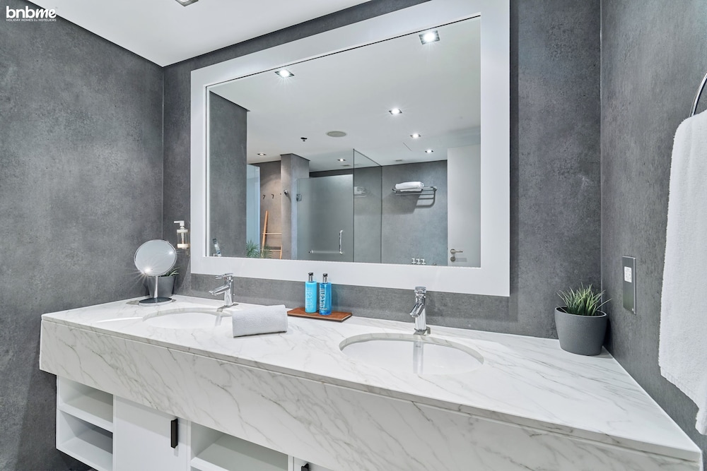 1B-Anantara-327 by bnbme homes