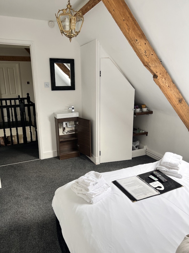 Olde Hall