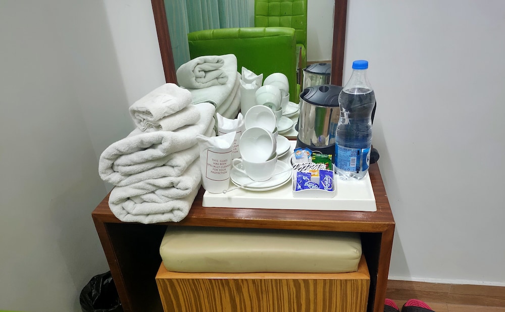 Hotel Sarla Regency