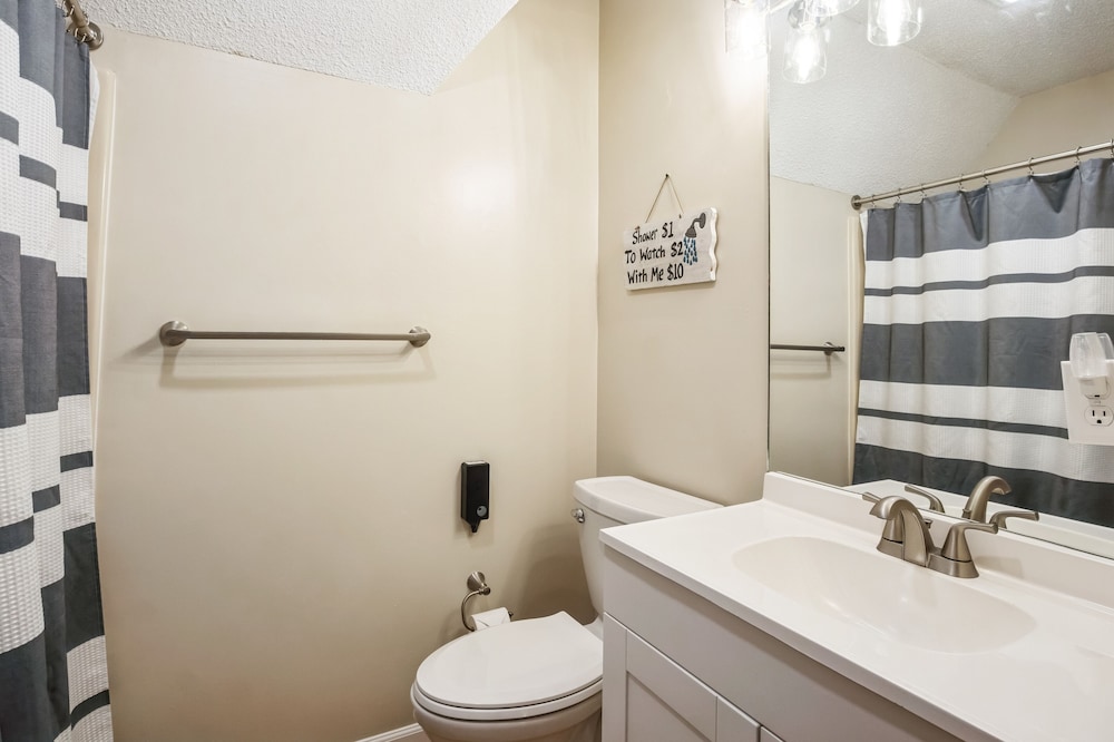 Deerfield Hideaway At Old Rocky 5 Bedroom Home