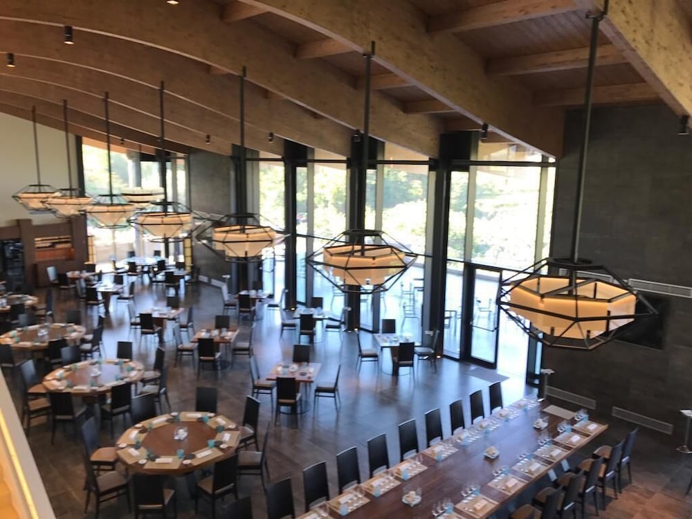 Cavanera Etnea Resort & Wine Experience