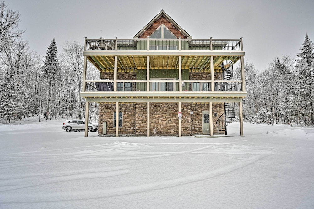 Rustic 3-story Pittsburg Cabin w/ Lake & Mtn Views view 2