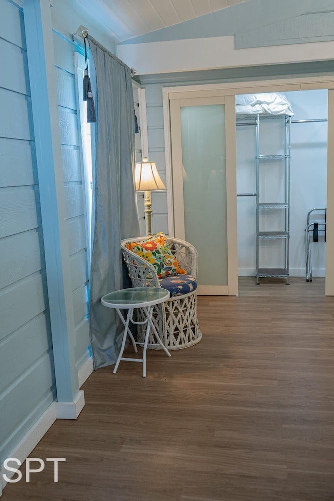 Lil Caribbean Vibes 2 Bedroom Home