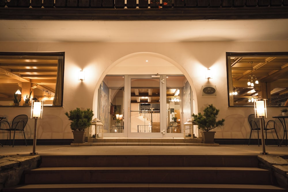 Smart Hotel Firn