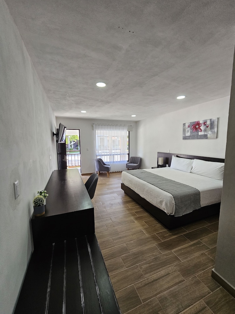 Hotel Ejecutivo Aeropuerto Morelia - Property Image 32