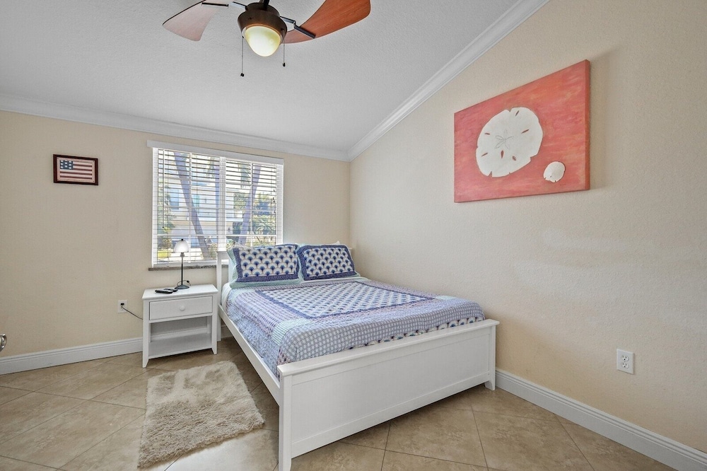 Paradise Palms 3 Bedroom Cottage
