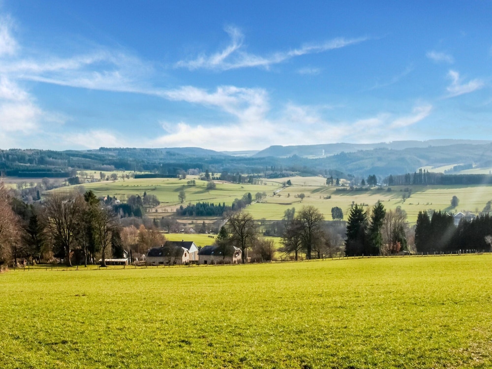 Holiday Home in Vielsalm With Bubble Bath