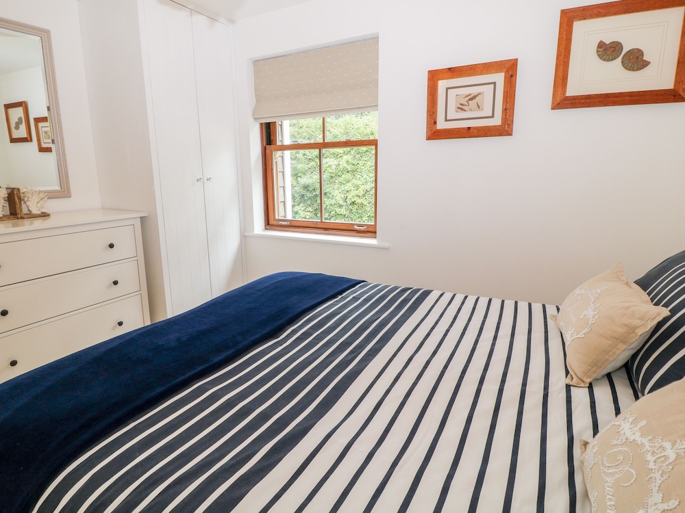 Looe Vacations - The Creekside - Property Image 13