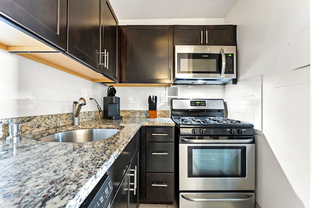 Furnished Apartment Near Longwood