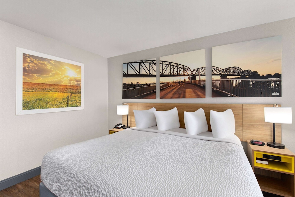 Days Inn by Wyndham Carlisle view 4