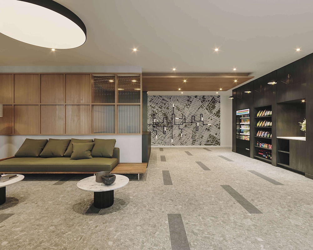 Hyatt Place Montreal Airport