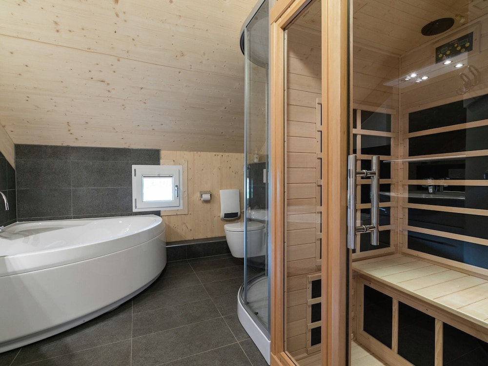 Appealing Chalet in the ski Area