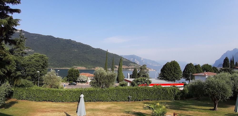 Villa leiani b&b